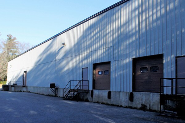 More Photos Of 179 Commerce St, Williston Flex For Sale