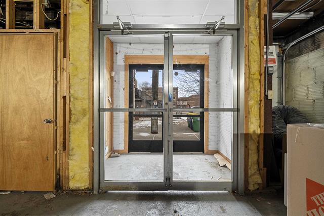 More Photos Of 408 Dousman St, Green Bay Storefront Retail Residential For Sale