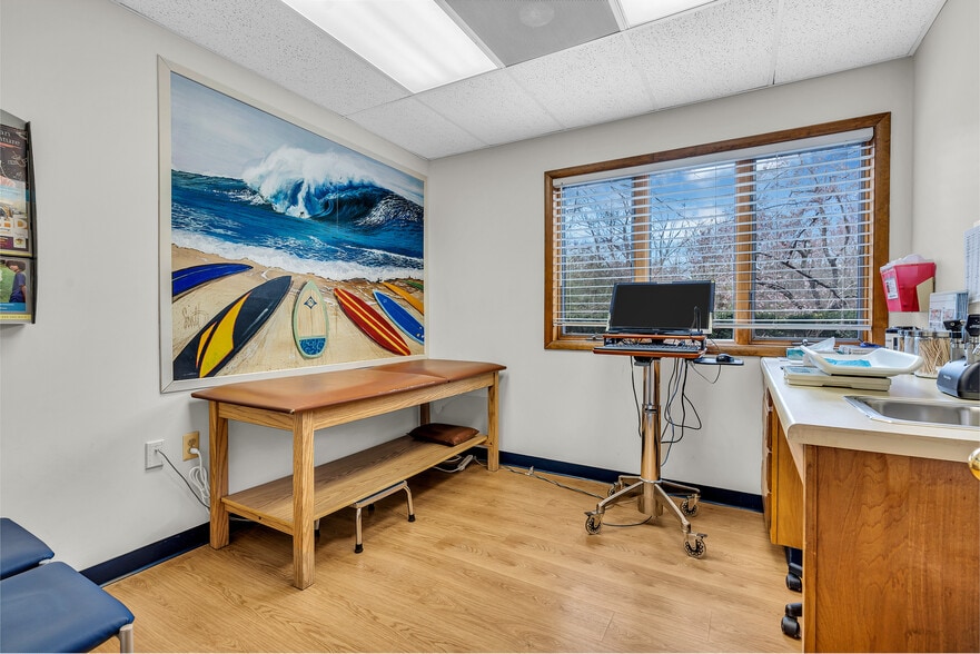 More Photos Of 2130 Highway 35, Sea Girt Medical For Sale