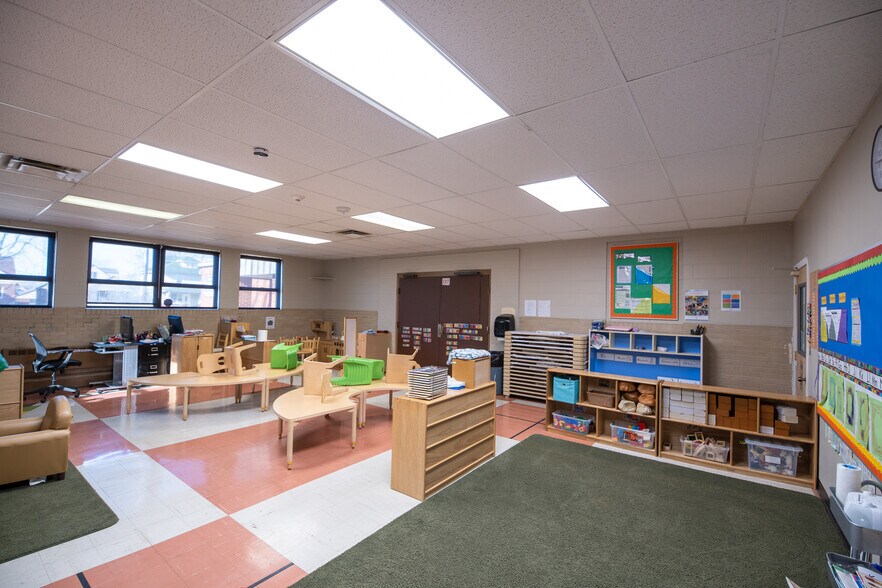 More Photos Of 238 Baltimore Ave, Dayton Daycare Center For Sale