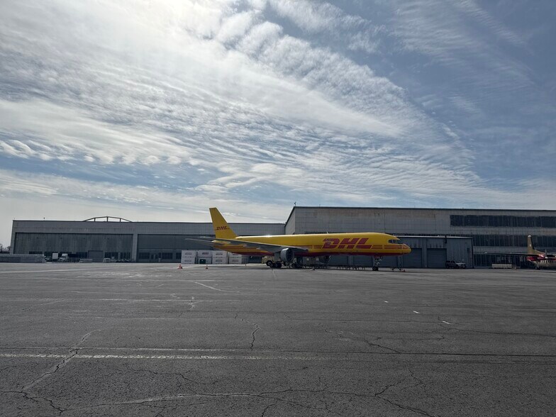 More Photos Of 18450 Showalter Rd, Hagerstown Manufacturing For Sale