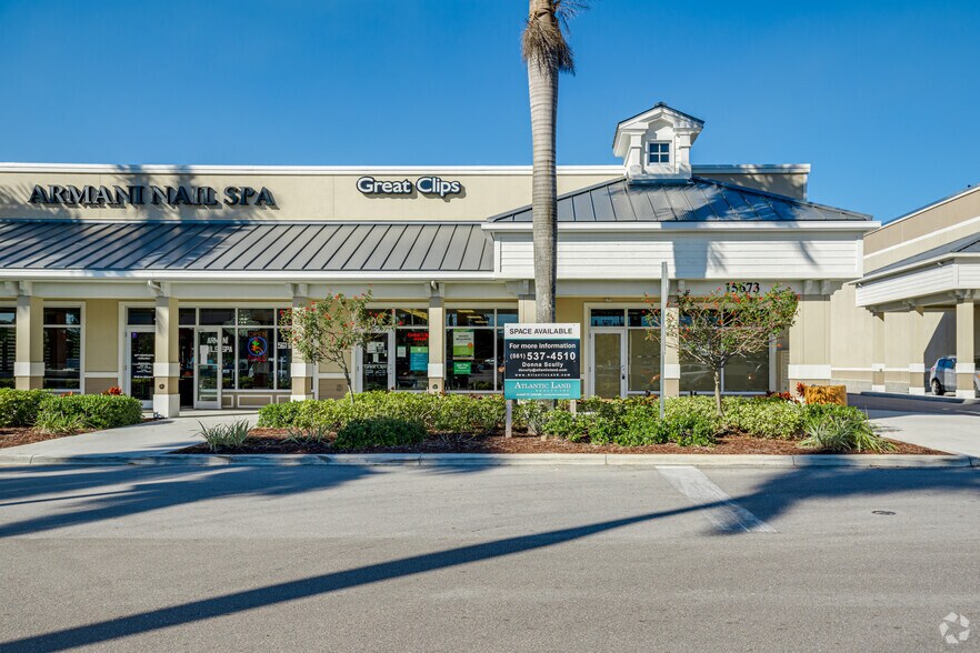 More Photos Of 15673 Southern Blvd, Loxahatchee Groves Freestanding For Lease