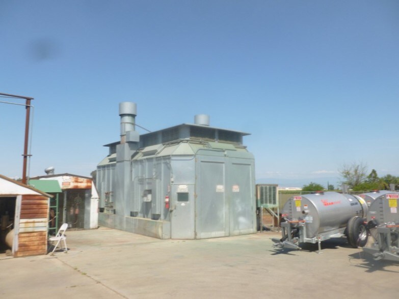 More Photos Of 43016 Road 68, Reedley Warehouse For Lease