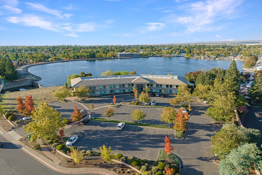 More Photos Of 2580 Sierra Sunrise Ter, Chico Office For Sale