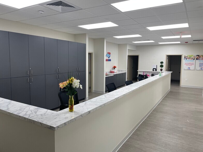 More Photos Of 801 Northpoint Pky, West Palm Beach Office For Lease