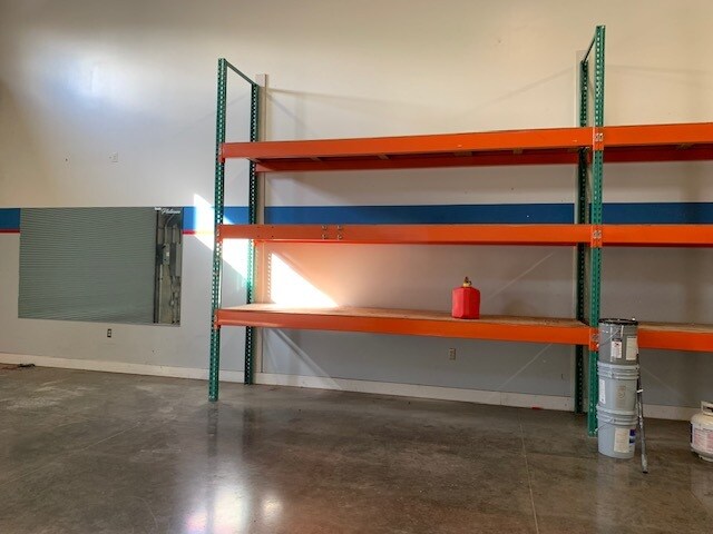 More Photos Of 94-1388 Moaniani St, Waipahu Warehouse For Lease