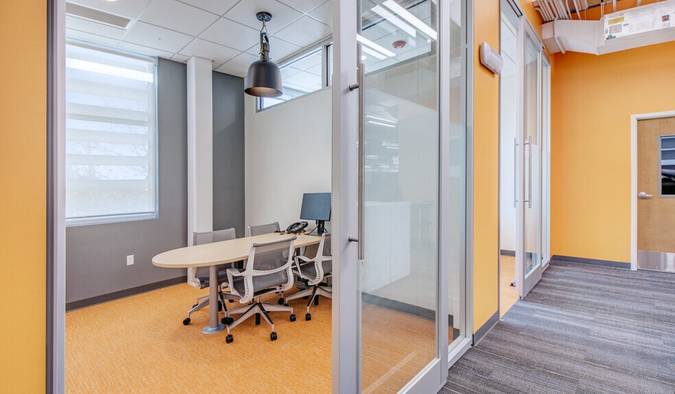 More Photos Of 926 SW 2nd Ave, Gainesville Office For Lease