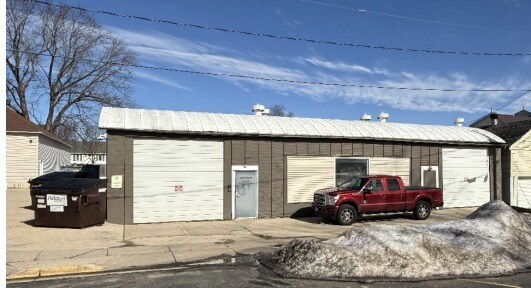 More Photos Of 219 S Main St, Cottage Grove Office For Sale