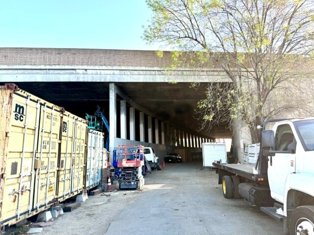 More Photos Of 3001 Delay Dr, Los Angeles Land For Lease