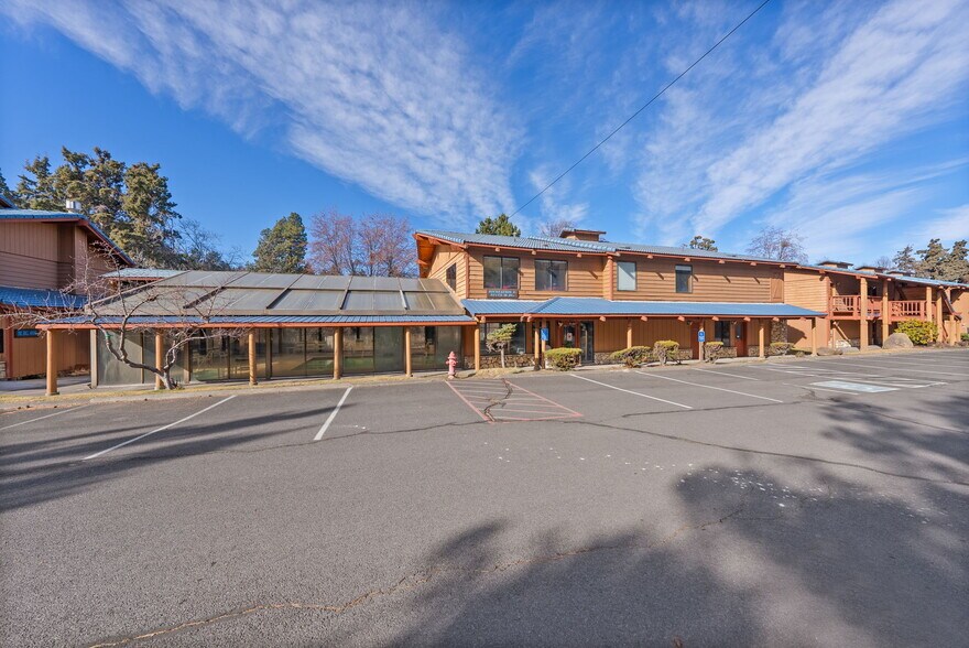 More Photos Of 3105 NW O. B. Riley Rd, Bend Hotel For Sale
