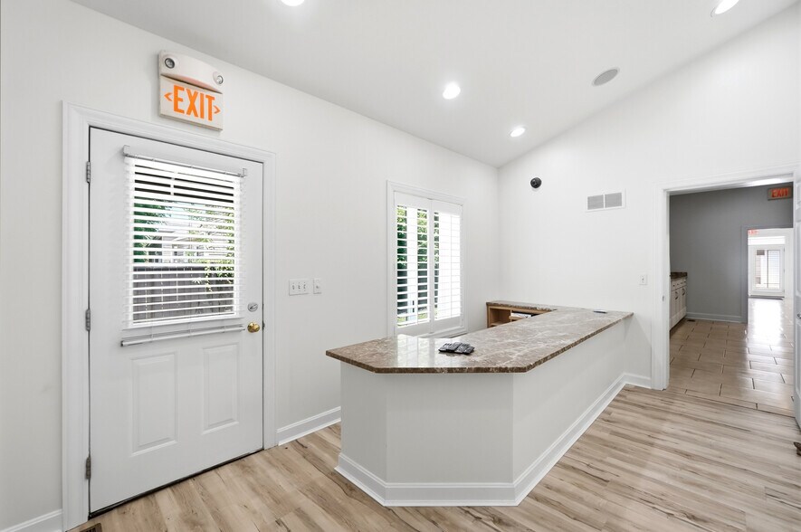 More Photos Of 8177 S Route 48, Maineville Office For Sale