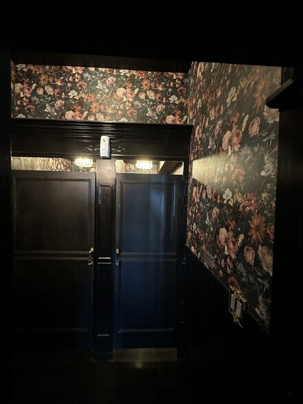More Photos Of 141 Mansion Ave, Staten Island Restaurant For Sale