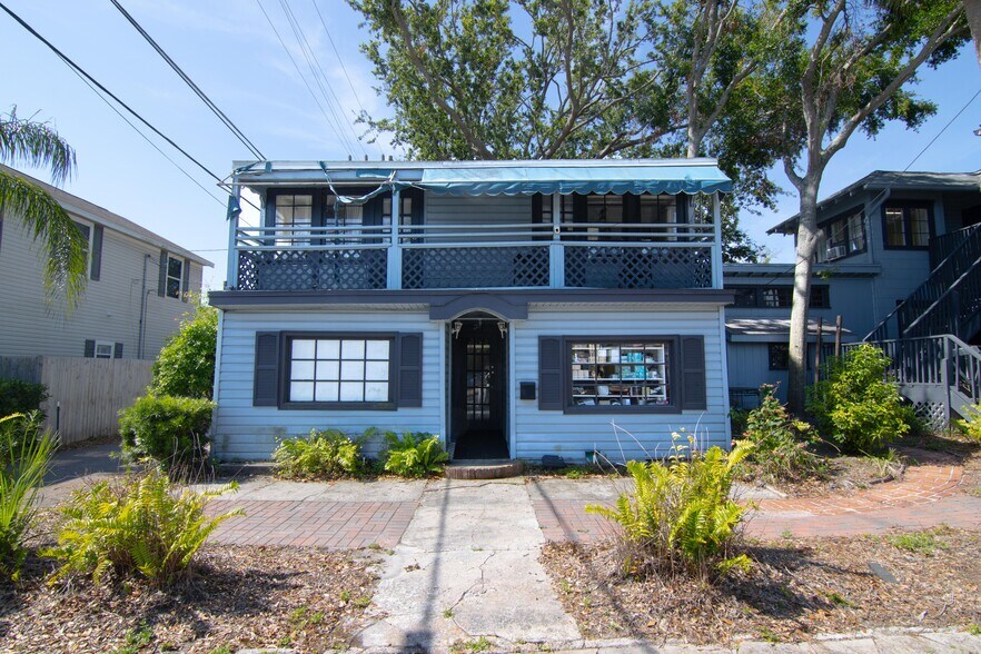 More Photos Of , Saint Petersburg General Retail For Sale