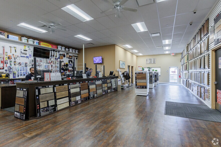 More Photos Of 403-405 W Pleasantview Ave, Hackensack Light Manufacturing For Sale