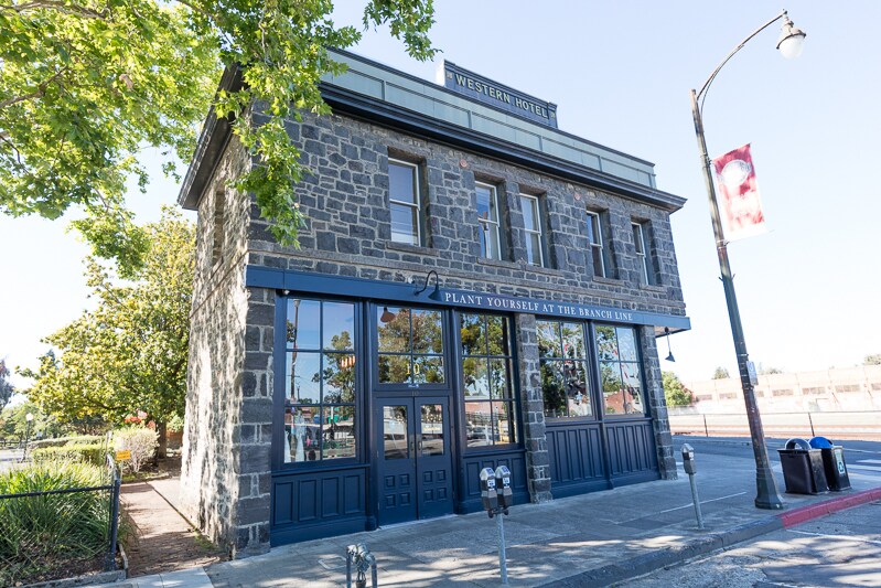 Primary Photo Of 10 4th St, Santa Rosa Storefront Retail Office For Sale