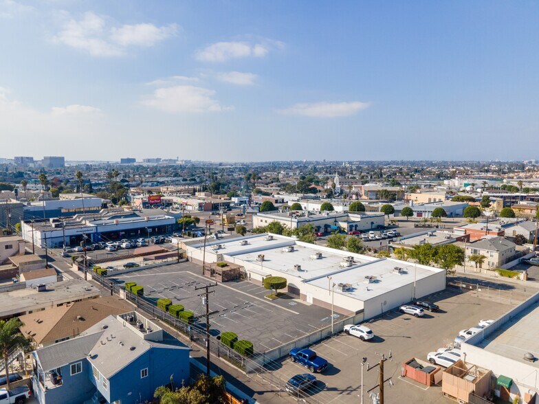 More Photos Of 230 E Spruce Ave, Inglewood Freestanding For Sale