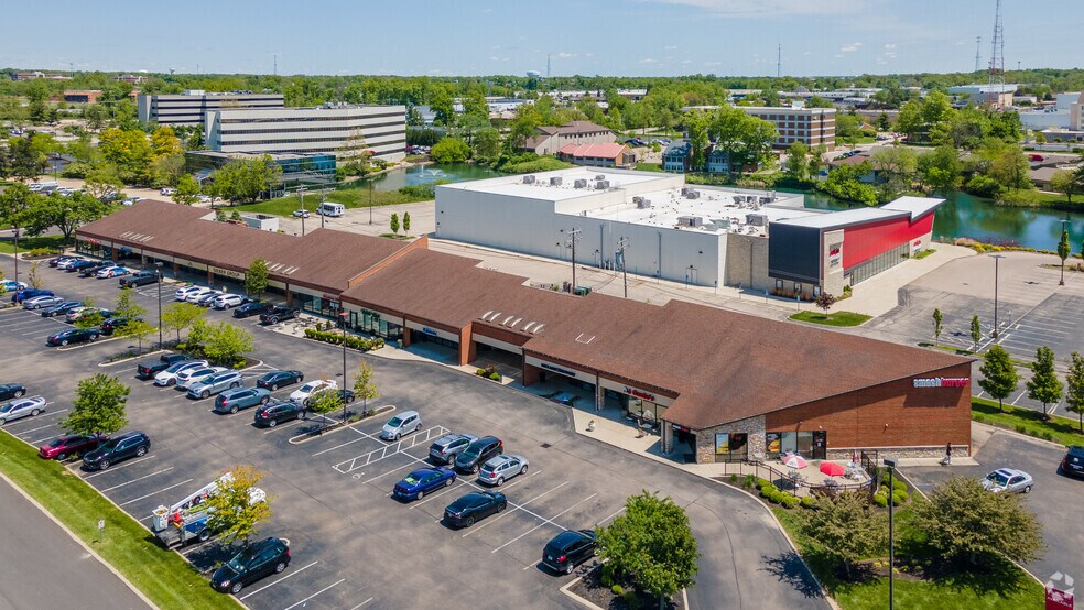 More Photos Of 4752-4776 Cornell Rd, Cincinnati General Retail For Lease