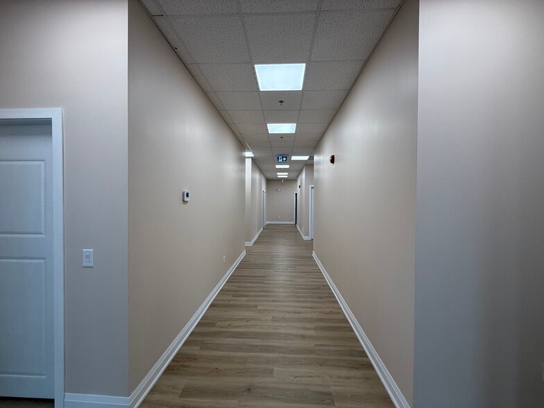 More Photos Of 2146 Kains Rd, London Freestanding For Sale