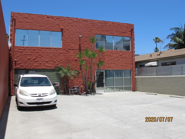 Primary Photo Of 13375 Beach Ave, Marina Del Rey Warehouse For Lease
