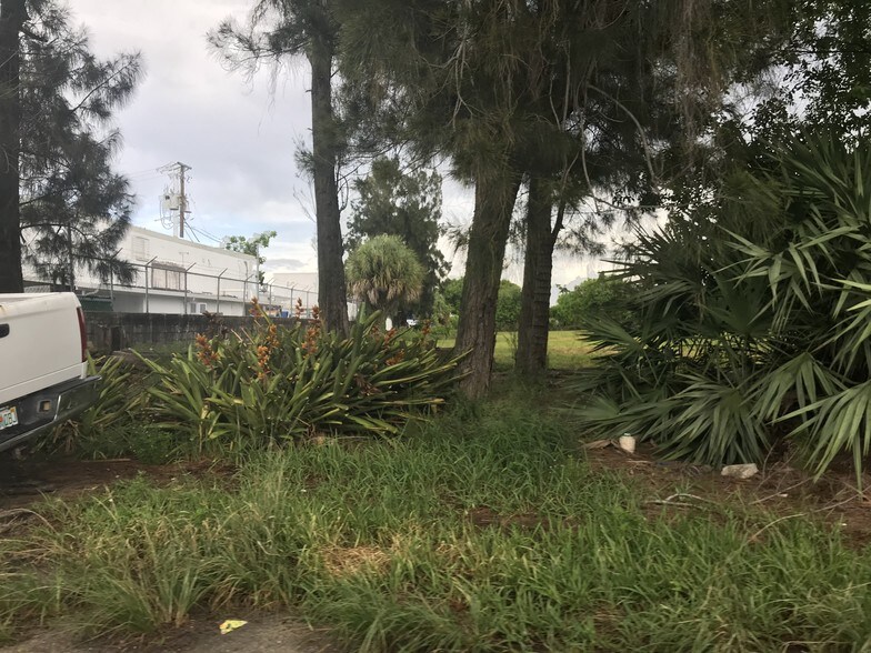 More Photos Of 5100 NW 10th Ter, Fort Lauderdale Land For Lease