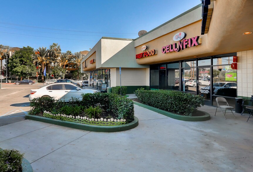 More Photos Of 12500 Vanowen St, North Hollywood General Retail For Lease