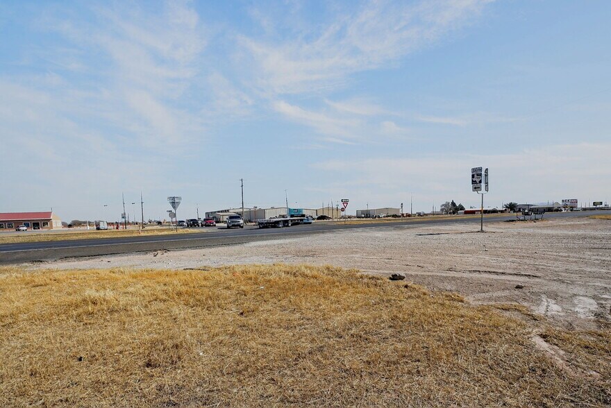 More Photos Of US Hwy 385 & FM 1788, Seminole Land For Sale