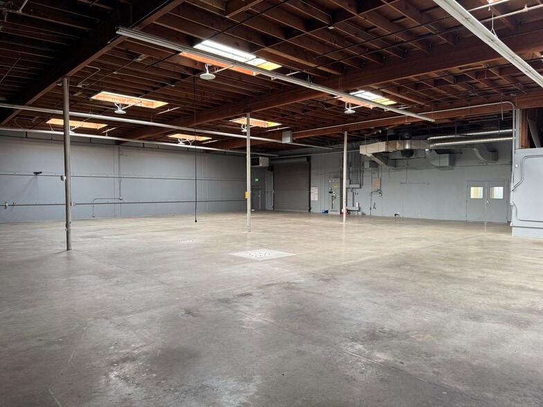 Primary Photo Of 138 W Harris Ave, South San Francisco Warehouse For Lease
