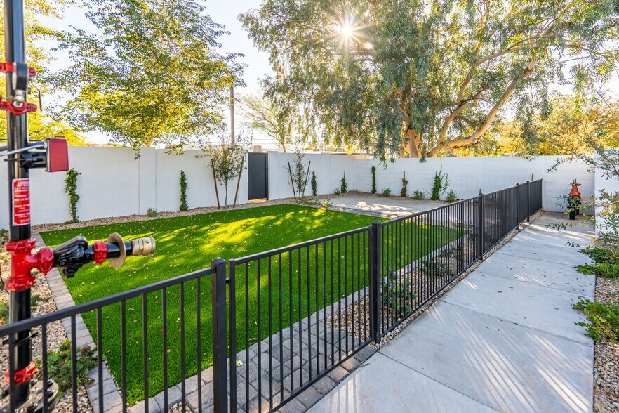 More Photos Of 719 W Missouri Ave, Phoenix Apartments For Sale