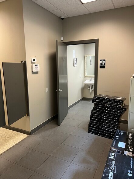 More Photos Of 14 Oak Forest Rd, Bluffton Medical For Sale