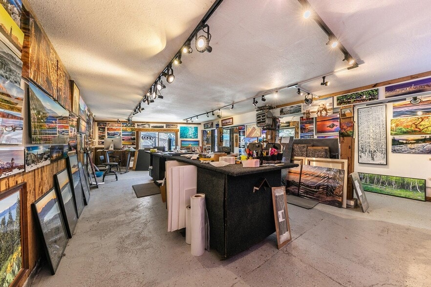More Photos Of 8393 N Lake Blvd, Kings Beach Showroom For Sale