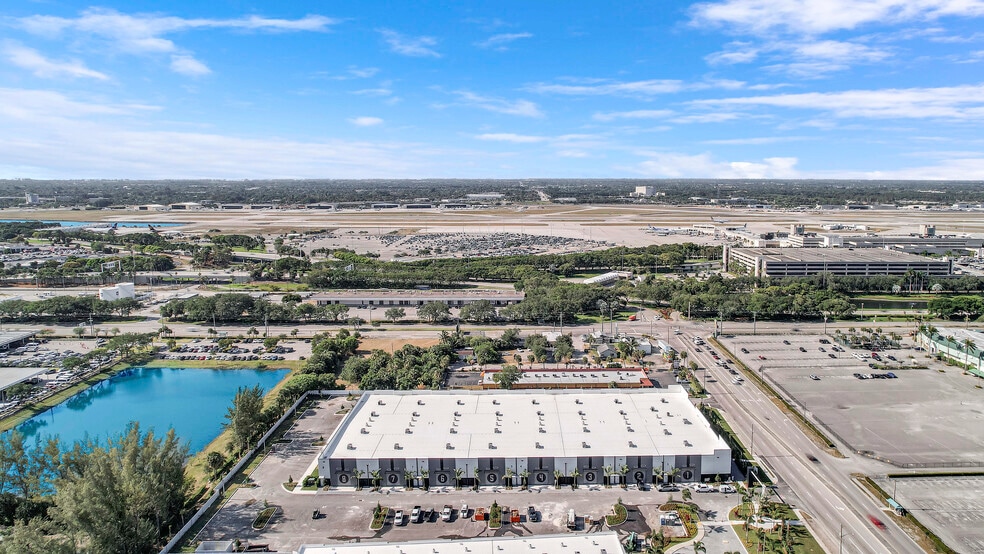 More Photos Of 1114 N Congress Ave, West Palm Beach Industrial For Sale