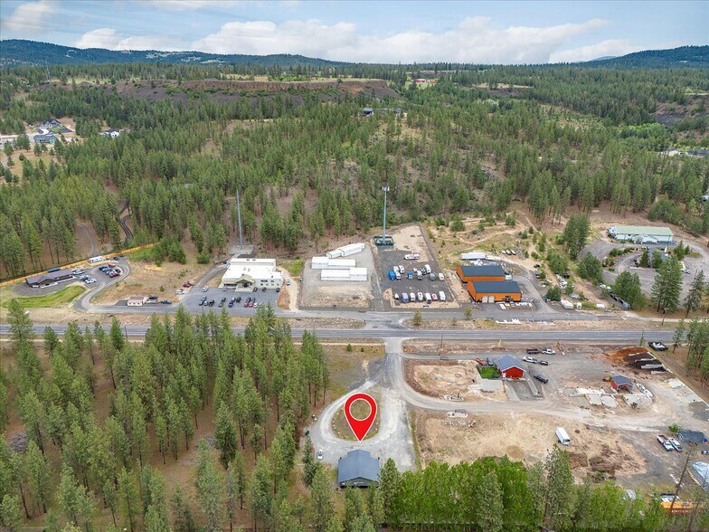 More Photos Of 6063B Hwy 291, Nine Mile Falls Freestanding For Sale