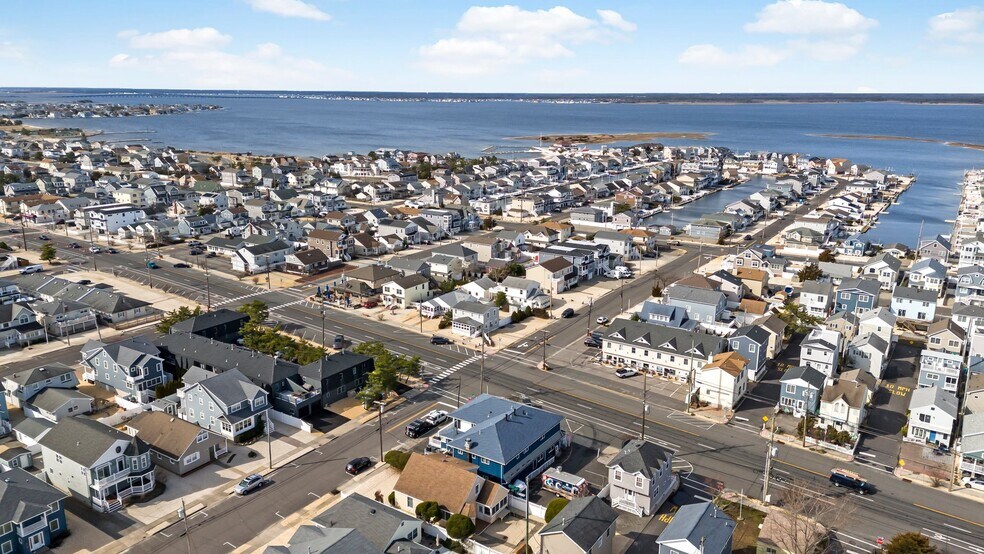 More Photos Of 65 Grand Central Ave, Lavallette Storefront Retail Residential For Sale