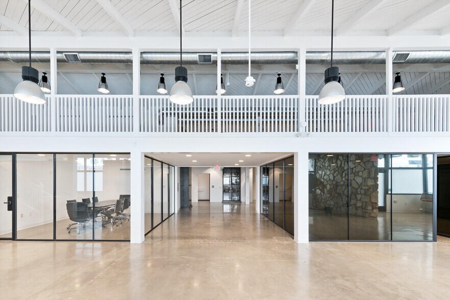 More Photos Of 845 Lincoln Blvd, Venice Office For Lease