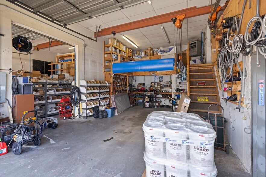 More Photos Of 120 9th St, Silverthorne General Retail For Sale