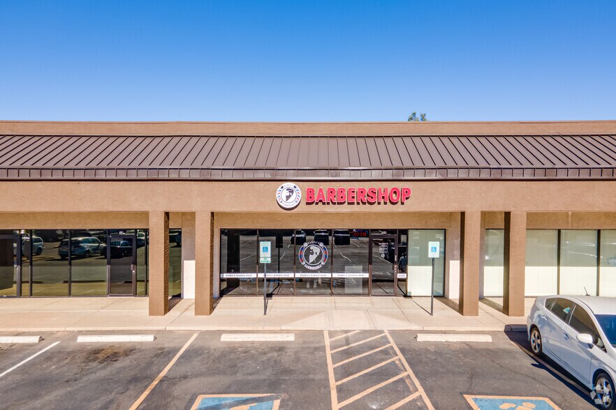 More Photos Of 1555 S Gilbert Rd, Mesa Storefront Retail Office For Lease