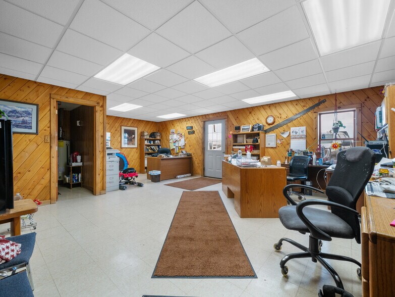 More Photos Of 2441 Fort Sanders Rd, Laramie Industrial For Sale