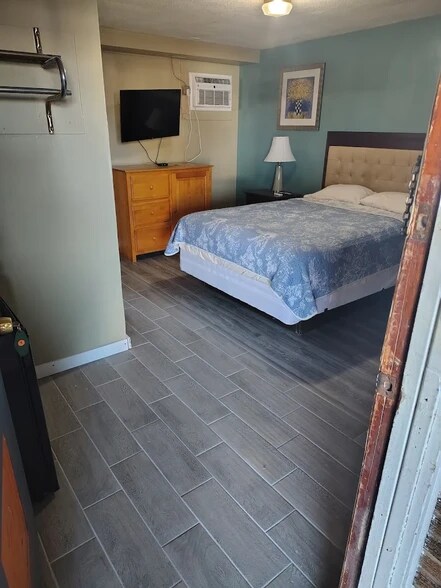 More Photos Of 7015 Market St, Boardman Hotel For Sale