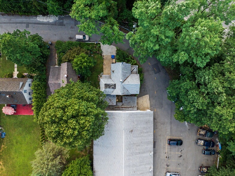 More Photos Of 23 Malcolm St, Morristown Industrial For Sale