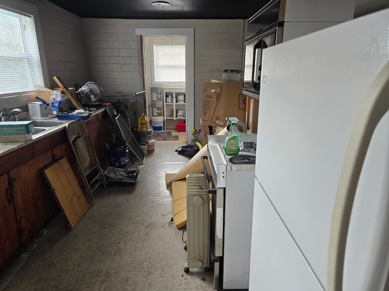 More Photos Of 517 Pleasant Ave, Kannapolis Religious Facility For Sale