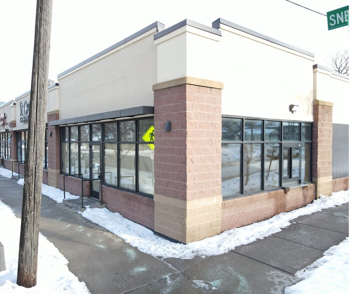 More Photos Of 300 Snelling Ave S, Saint Paul Storefront Retail Office For Lease