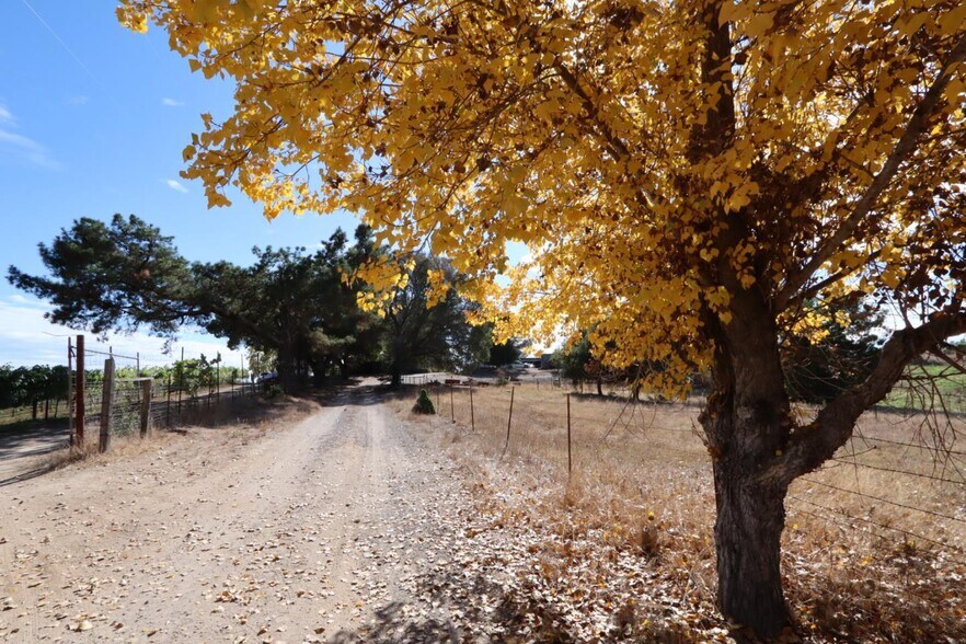 More Photos Of 211 Smith Rd, Watsonville Land For Sale