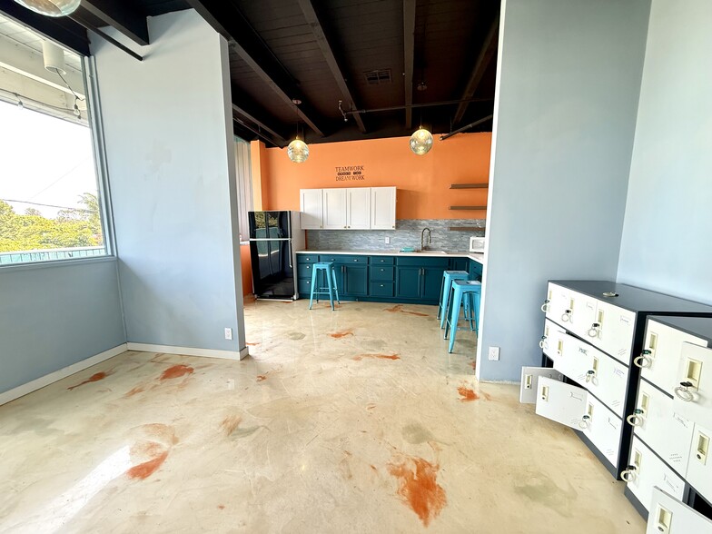More Photos Of 2929 Washington Blvd, Marina del Rey Loft Creative Space For Lease