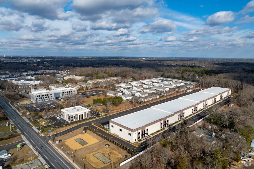 More Photos Of 1863 Lakewood Rd, Toms River Distribution For Lease