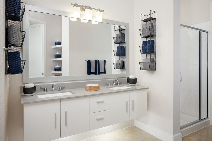 More Photos Of 423 Blue Star, San Antonio Apartments For Lease