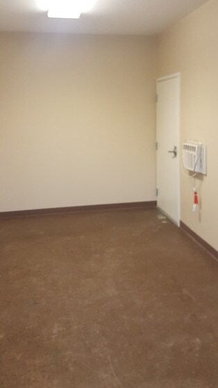 More Photos Of 932 NE 24th Ln, Cape Coral Light Manufacturing For Lease