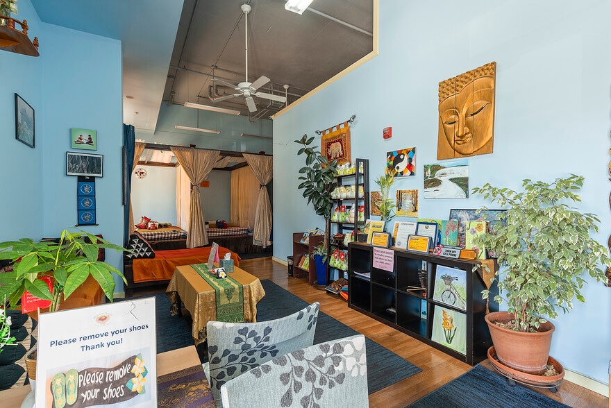 More Photos Of 727 San Pablo Ave, Albany Storefront Retail Residential For Sale