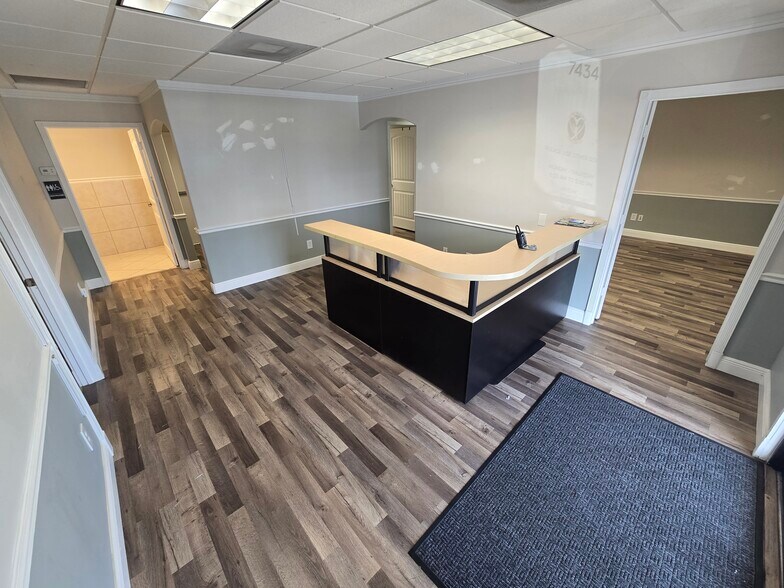 More Photos Of 7434 S Federal Hwy, Port Saint Lucie Office For Lease