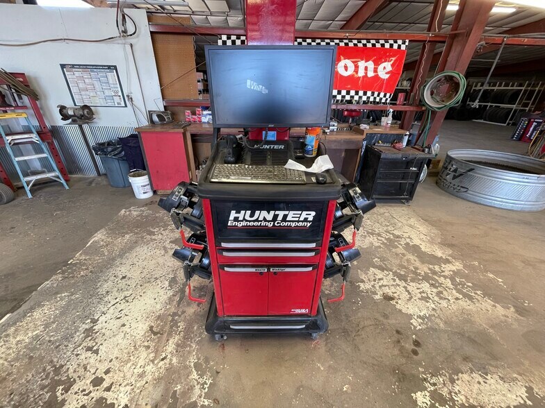 More Photos Of 115 E E St, Ogallala Auto Repair For Sale