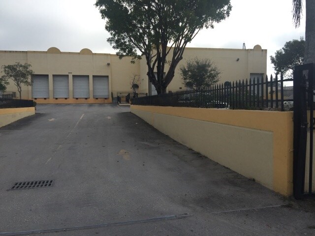 More Photos Of 2005 NW 110th Ave, Miami Warehouse For Lease